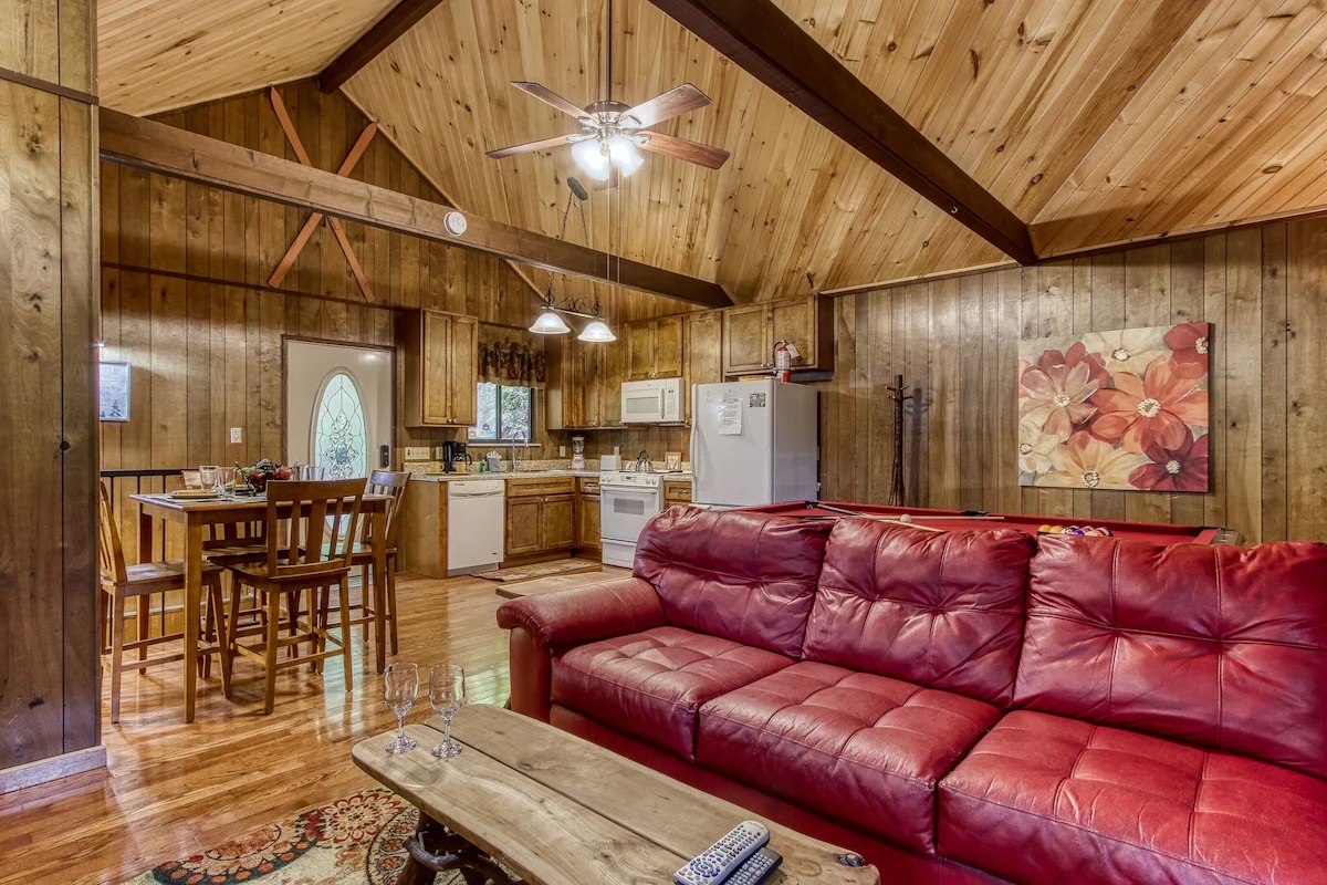 The Gingerbread House: Gatlinburg, Tennessee