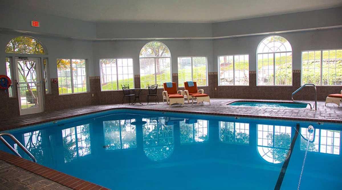 Grand Victorian: Branson, Missouri