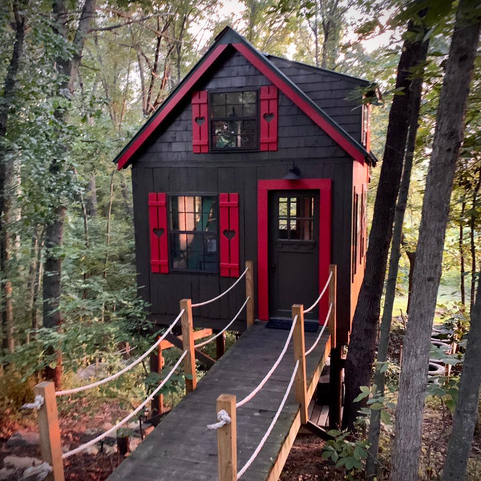 Firefly Treehouse, St.  Joseph, MO