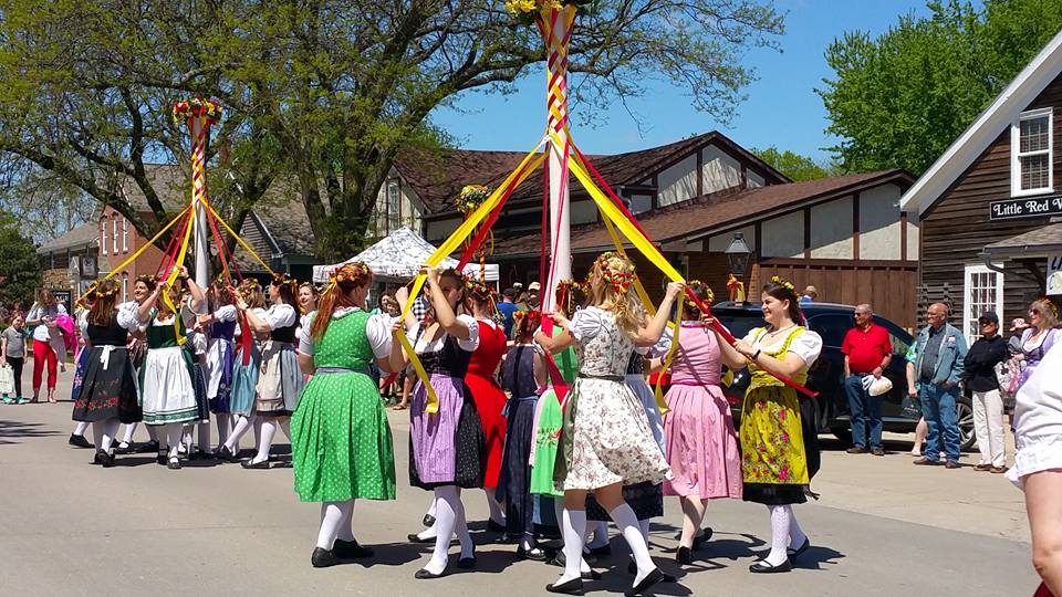 Maifest in teh Amana Colonies of Iowa
